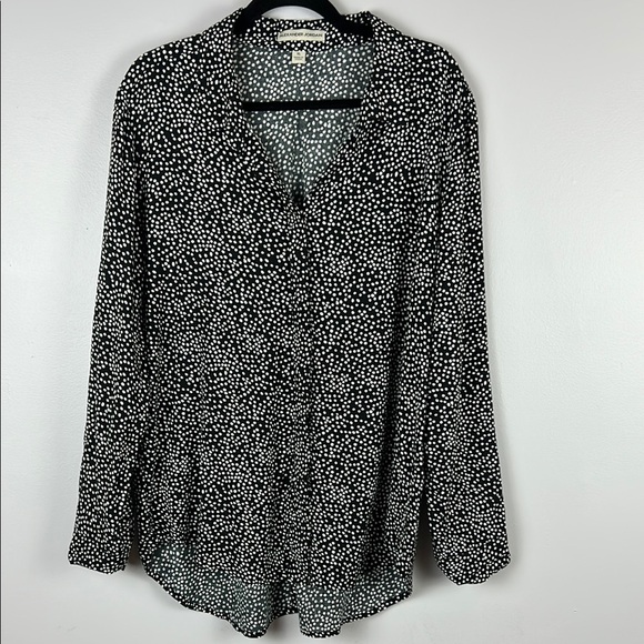 Alexander Jordan Black and White Buttoned Long Sleeve Blouse Size XL - Picture 2 of 9
